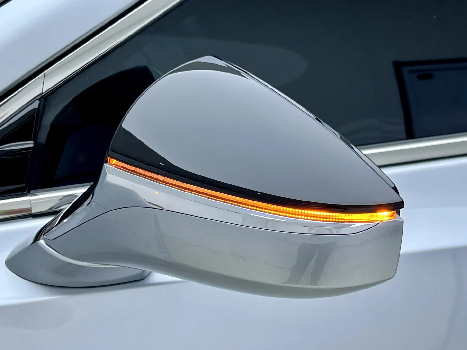 Lexus ES 250, 2023 14