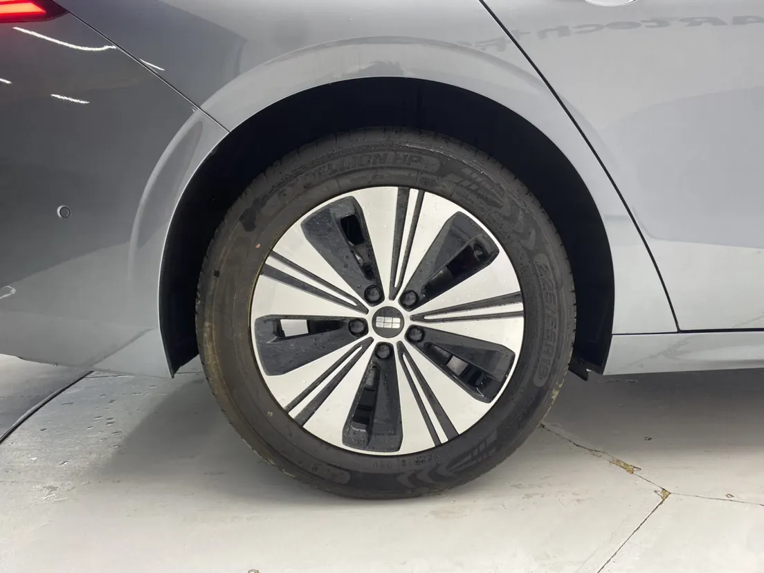 Geely Galaxy A7, 2026 11