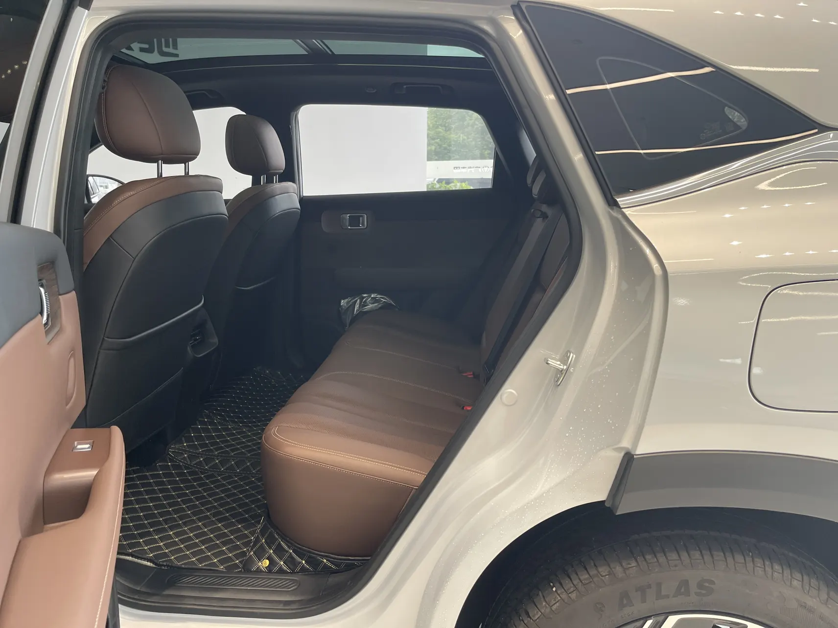 Wuling Starlight, 2024 15