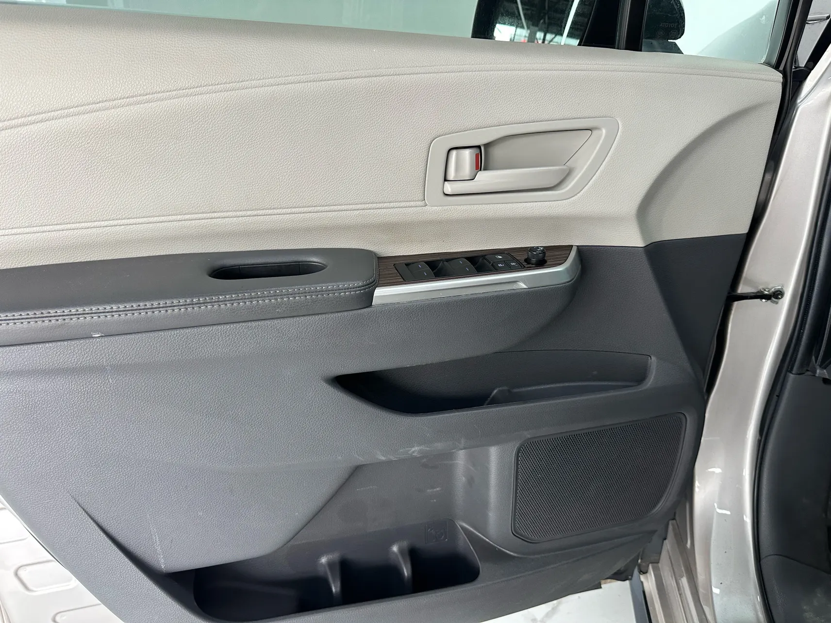 Toyota Sienna, 2022 17