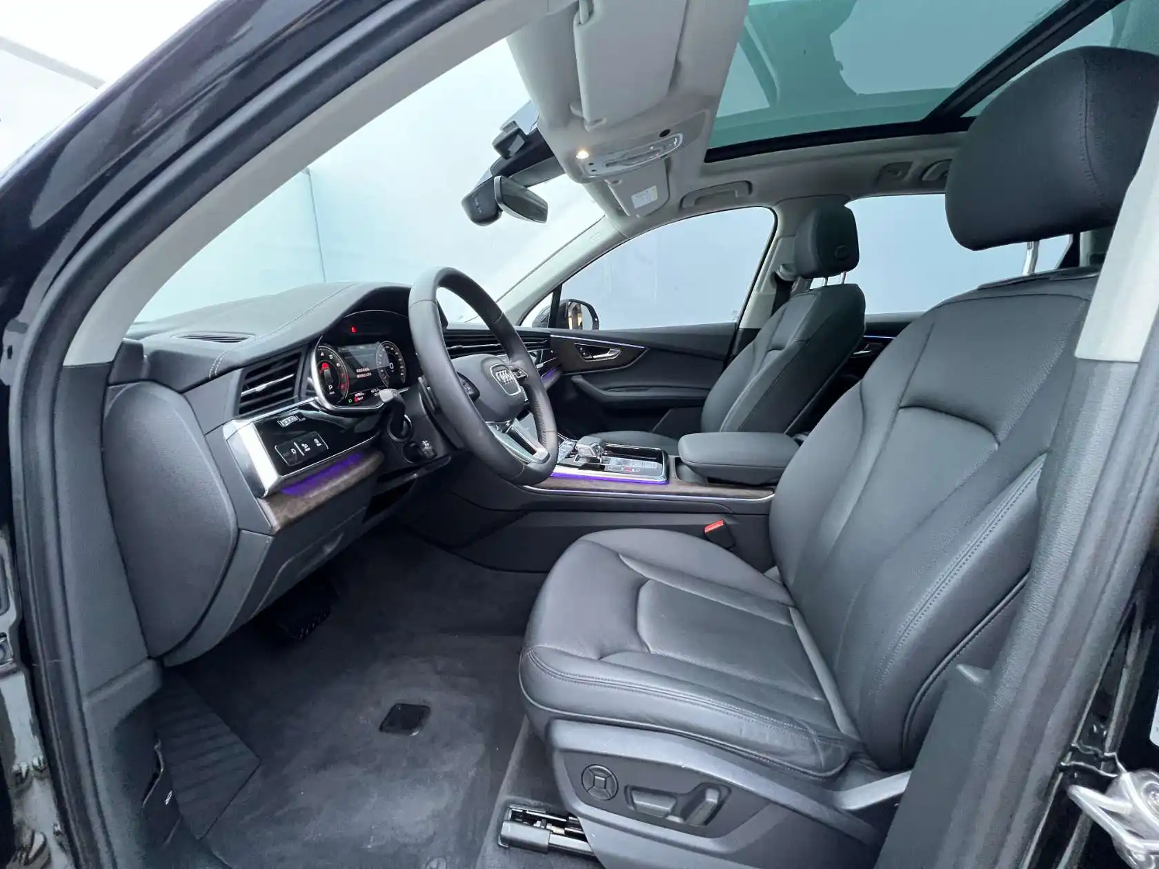 Audi Q7 45 TFSI, 2023 10