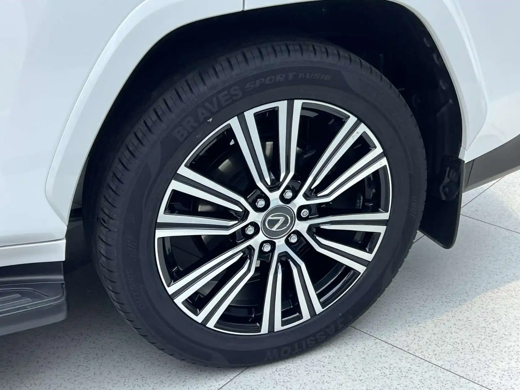 Lexus LX 600, 2025 31