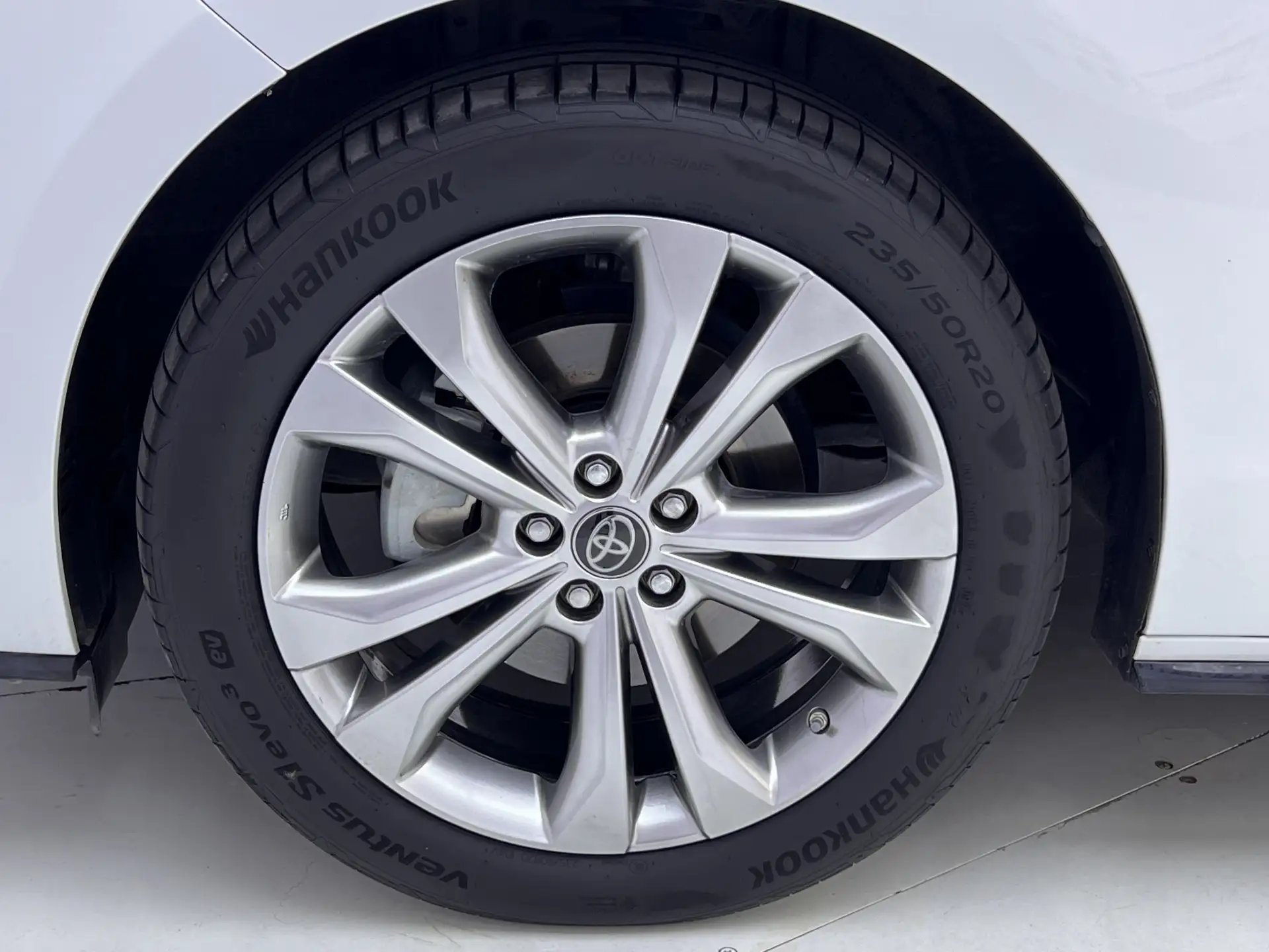Toyota Sienna, 2024 11