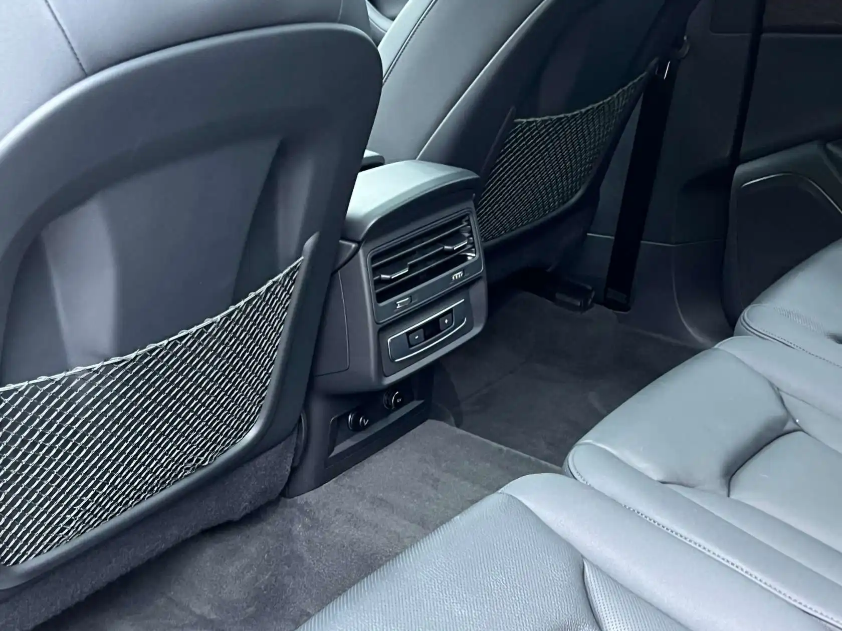 Audi Q7 45 TFSI, 2023 15