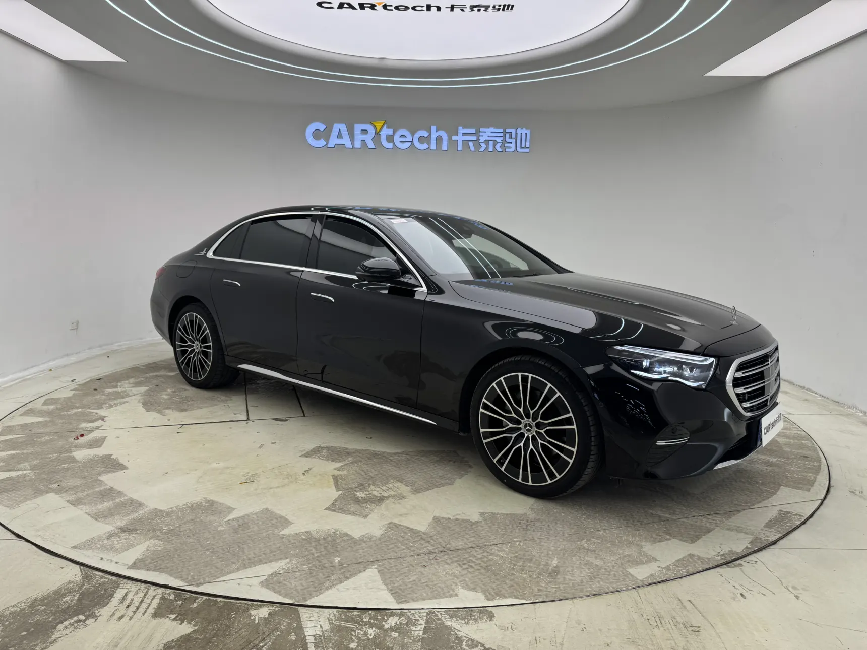 Mercedes-Benz E 300 L, 2025 2