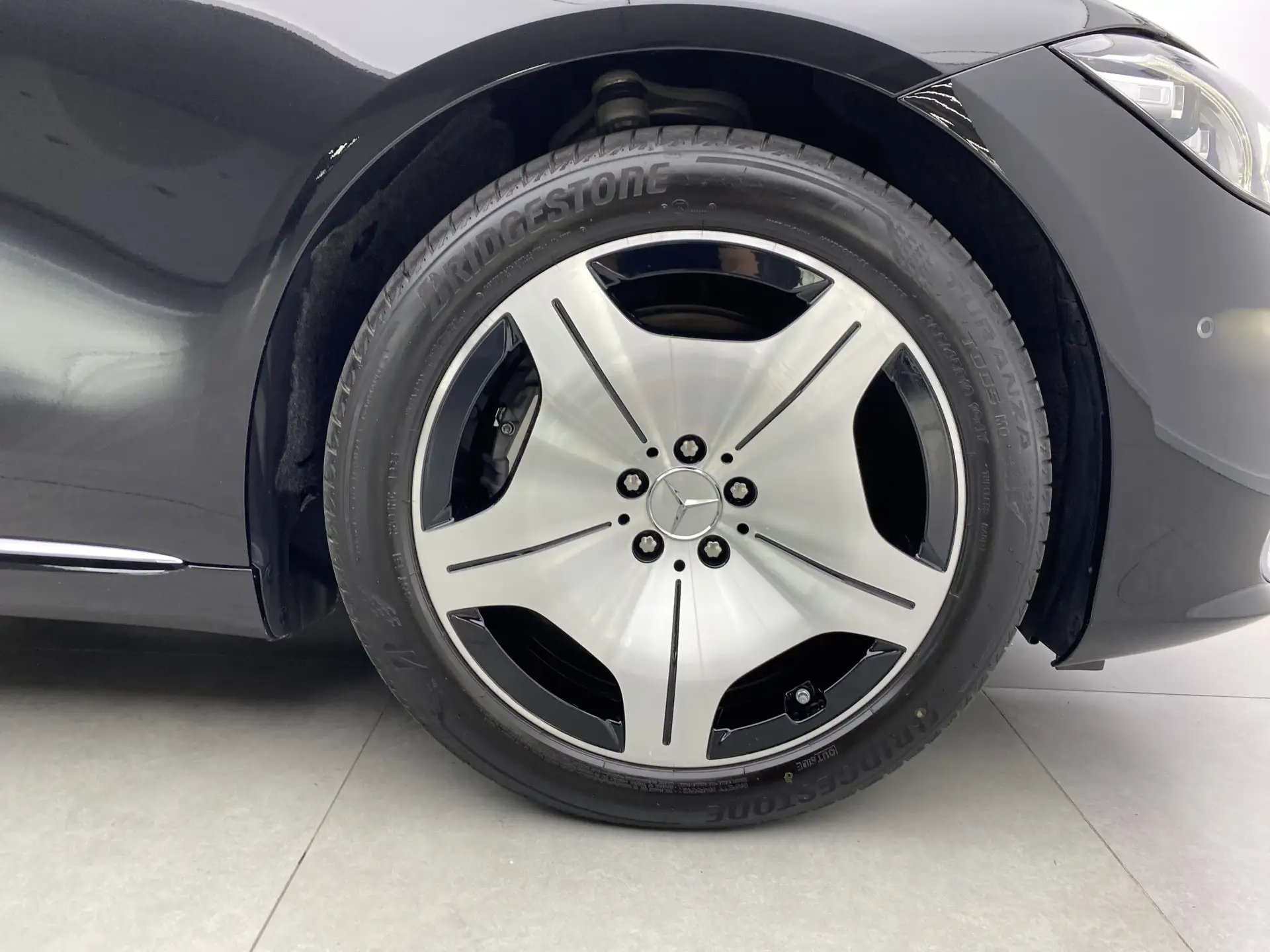 Mercedes-Benz S 480 4MATIC, 2024 39
