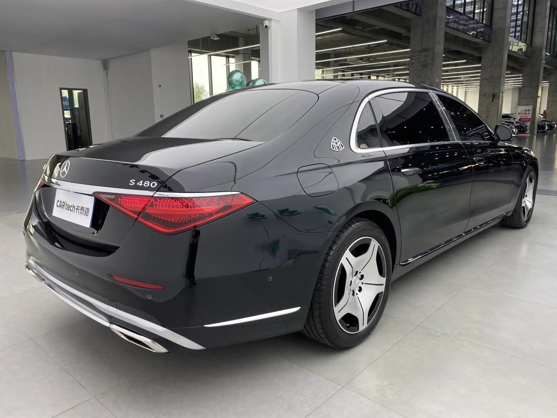 Mercedes-Benz S 480 4MATIC, 2024 37