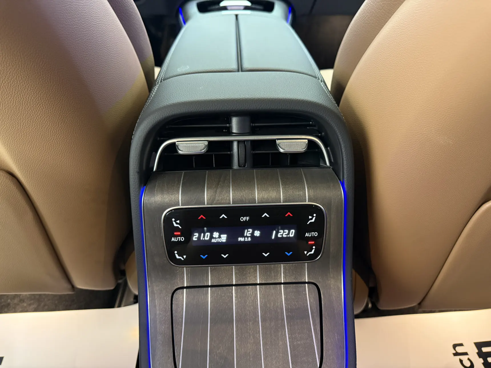 Mercedes-Benz E 300 L, 2025 18