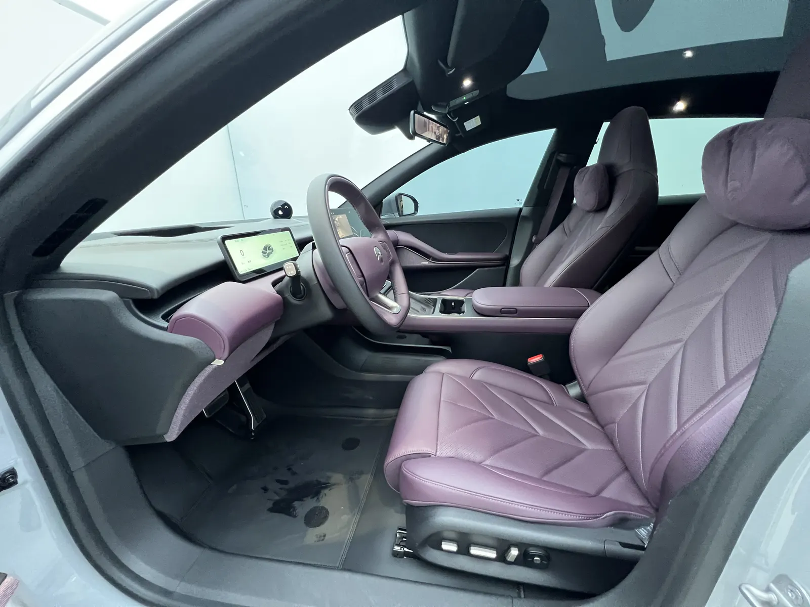 NIO ET5, 2025 10
