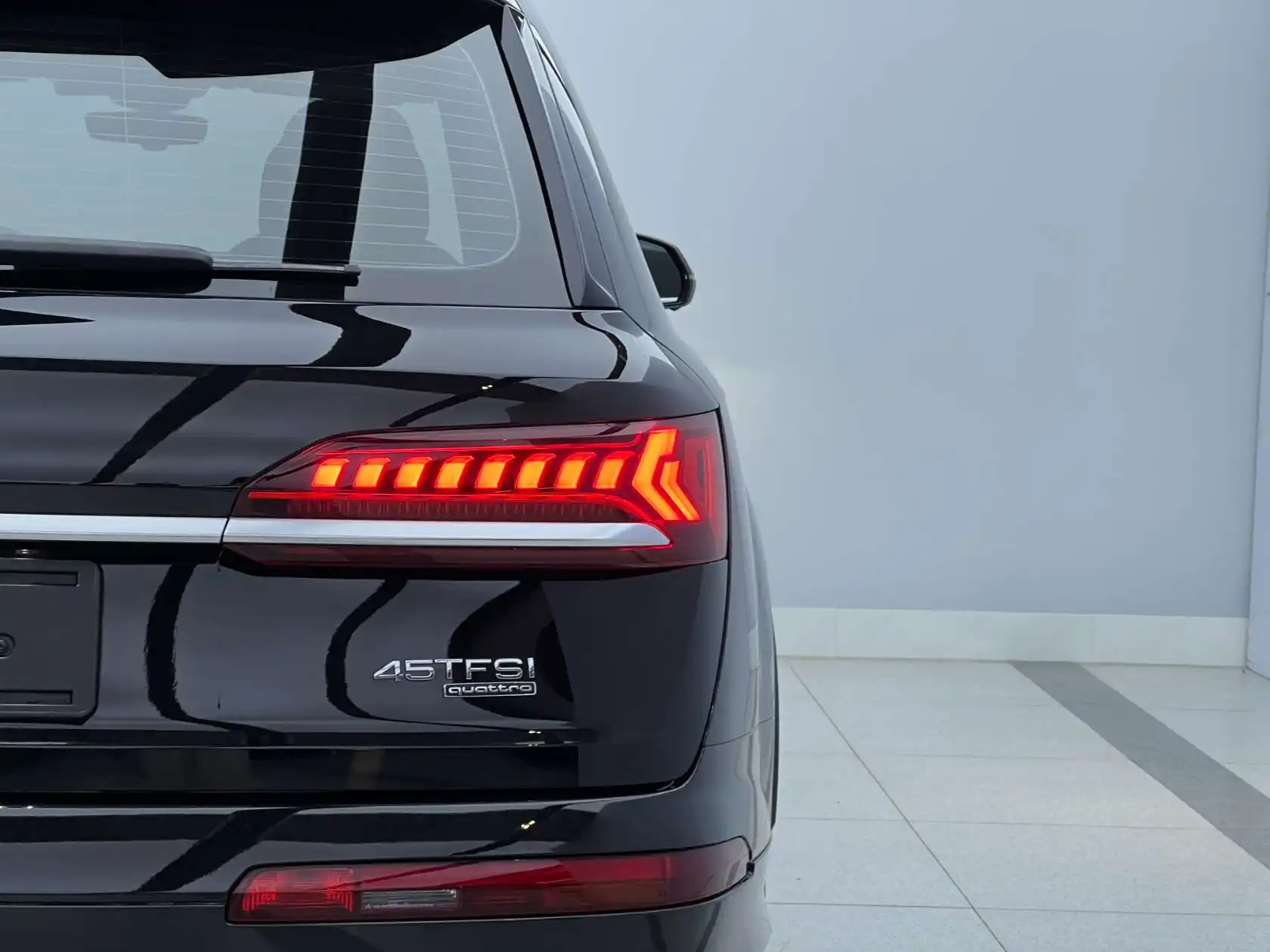 Audi Q7 45 TFSI, 2023 6