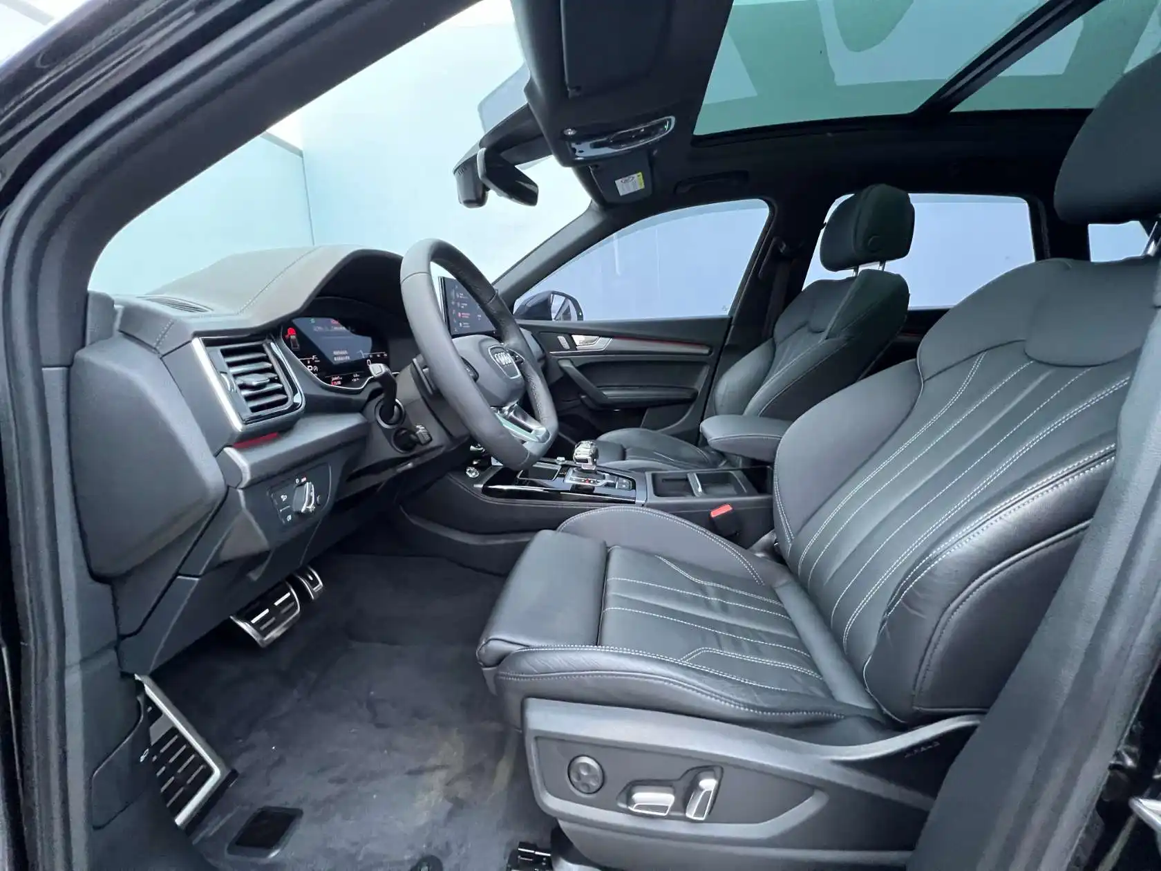 Audi Q5L 40, 2023 10