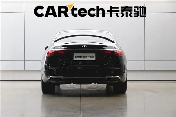 Mercedes-Benz E 300 L, 2026 8