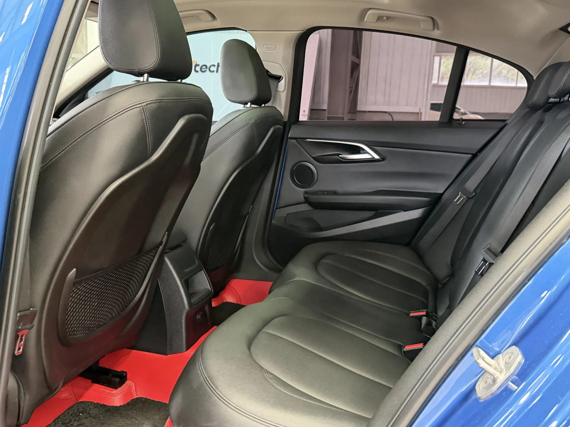 BMW 118i, 2018 12
