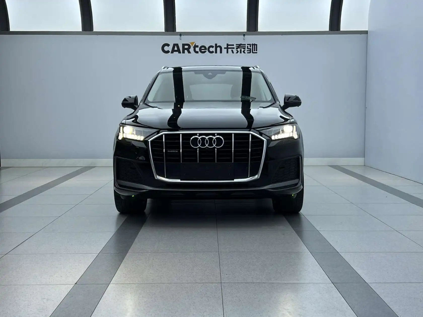 Audi Q7 45 TFSI, 2023 2