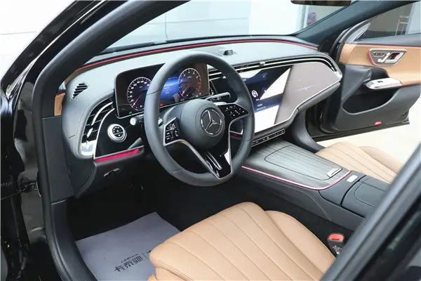 Mercedes-Benz E 300 L, 2026 14