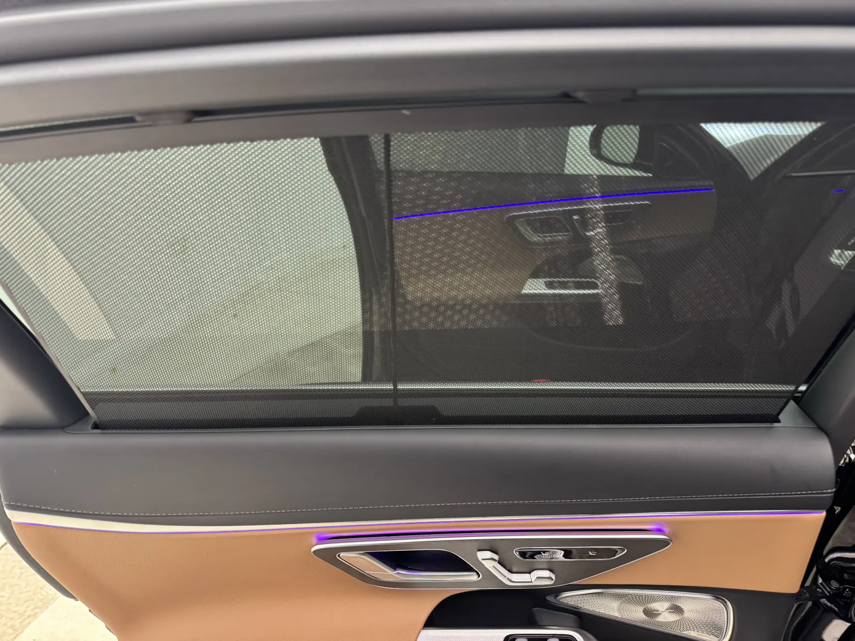 Mercedes-Benz E 300 L, 2025 25