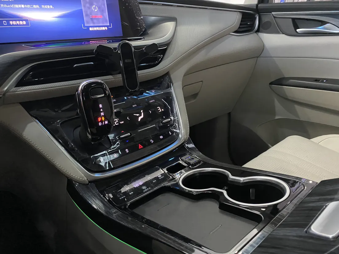 Buick GL8, 2023 25