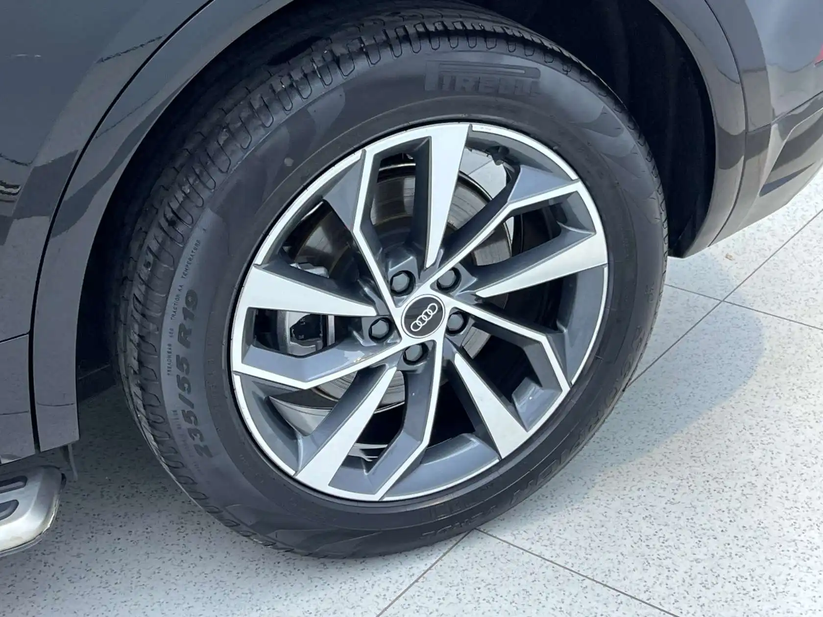 Audi Q5L 40, 2023 28