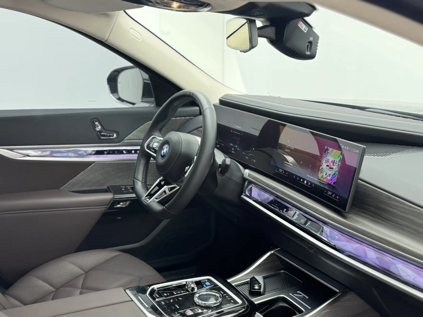 BMW i7, 2025 22