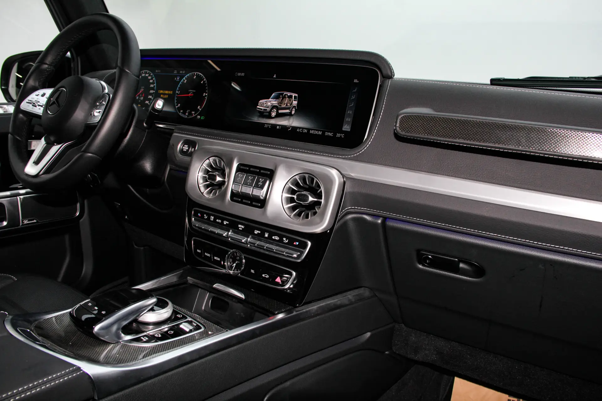 Mercedes-Benz G 400 d, 2024 23