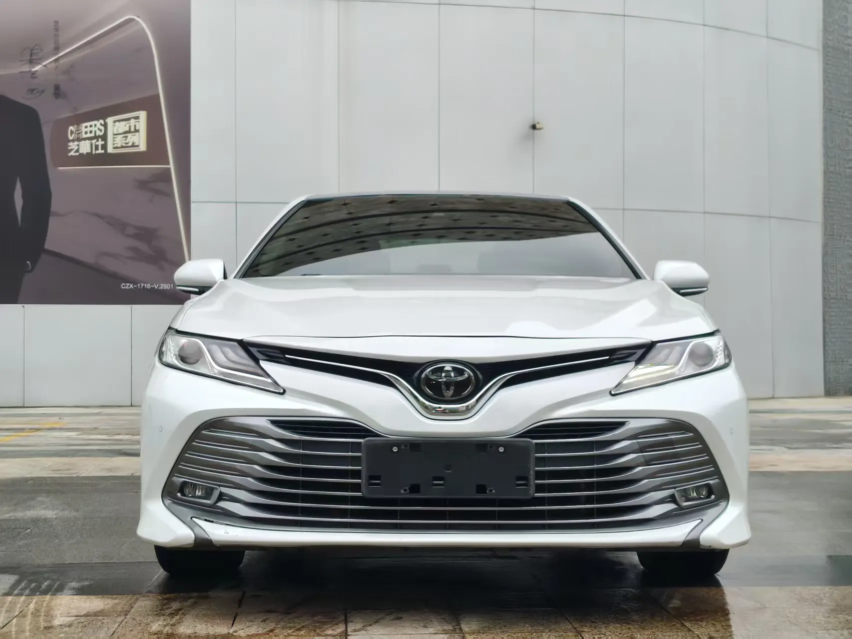 Toyota Camry, 2019 3