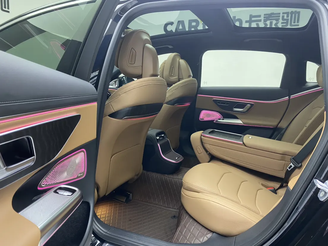 Mercedes-Benz E 350 e, 2025 19