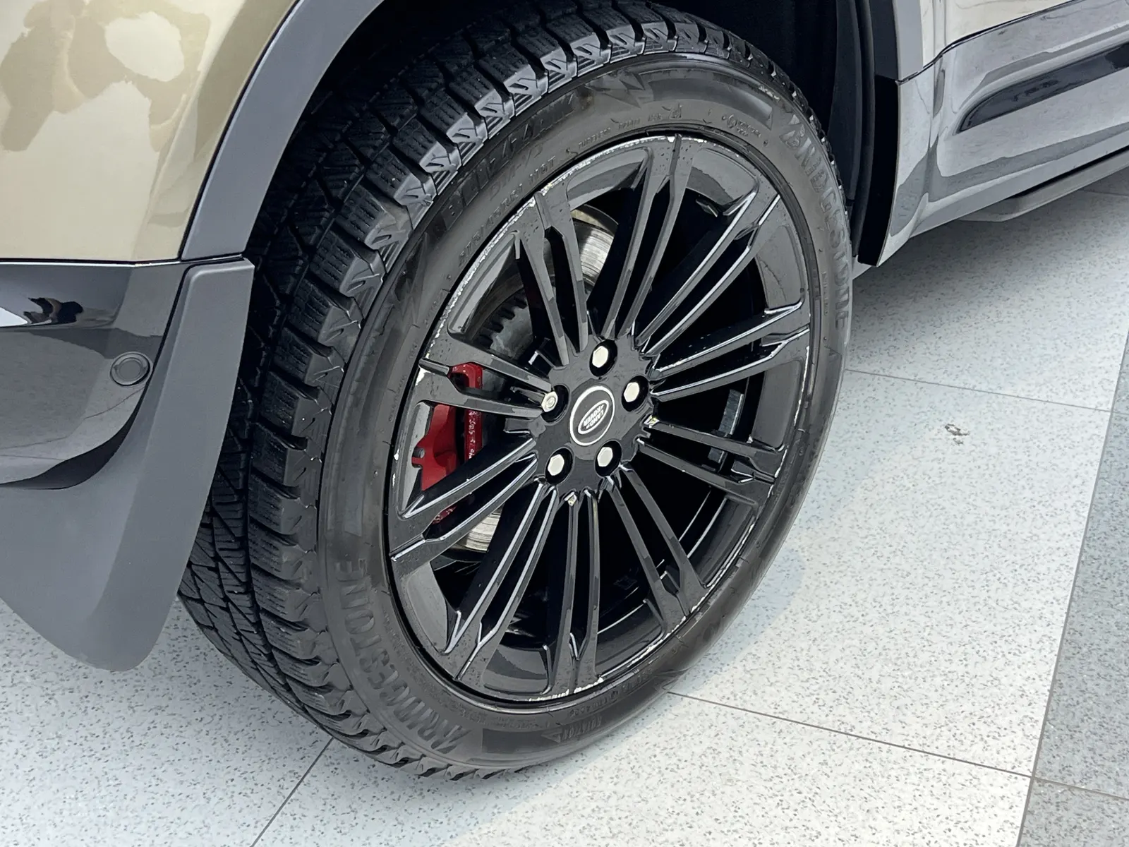 Land Rover Defender, 2020 33