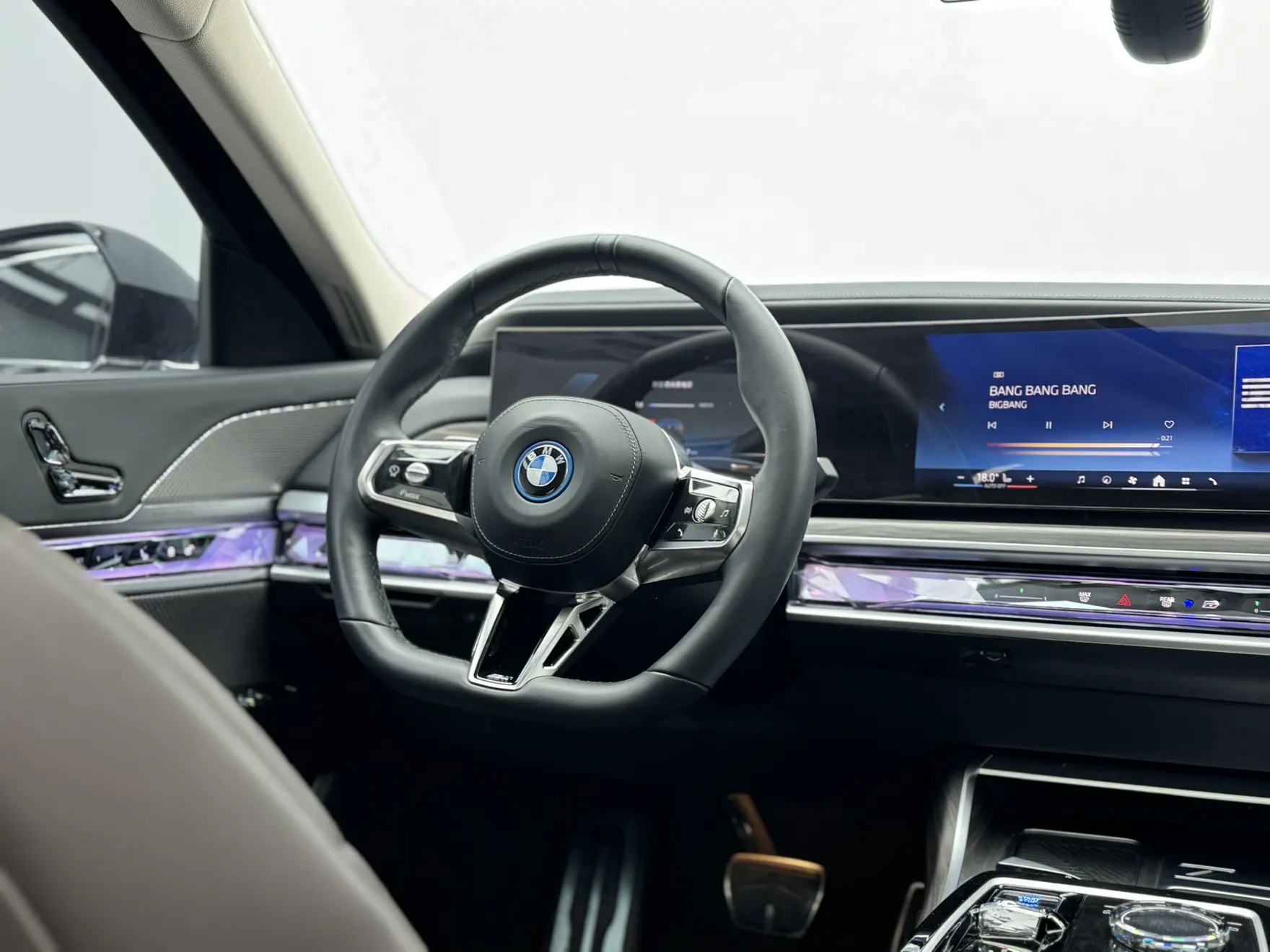 BMW i7, 2025 15