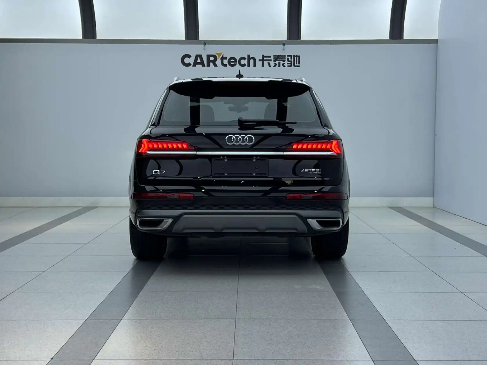 Audi Q7 45 TFSI, 2023 3