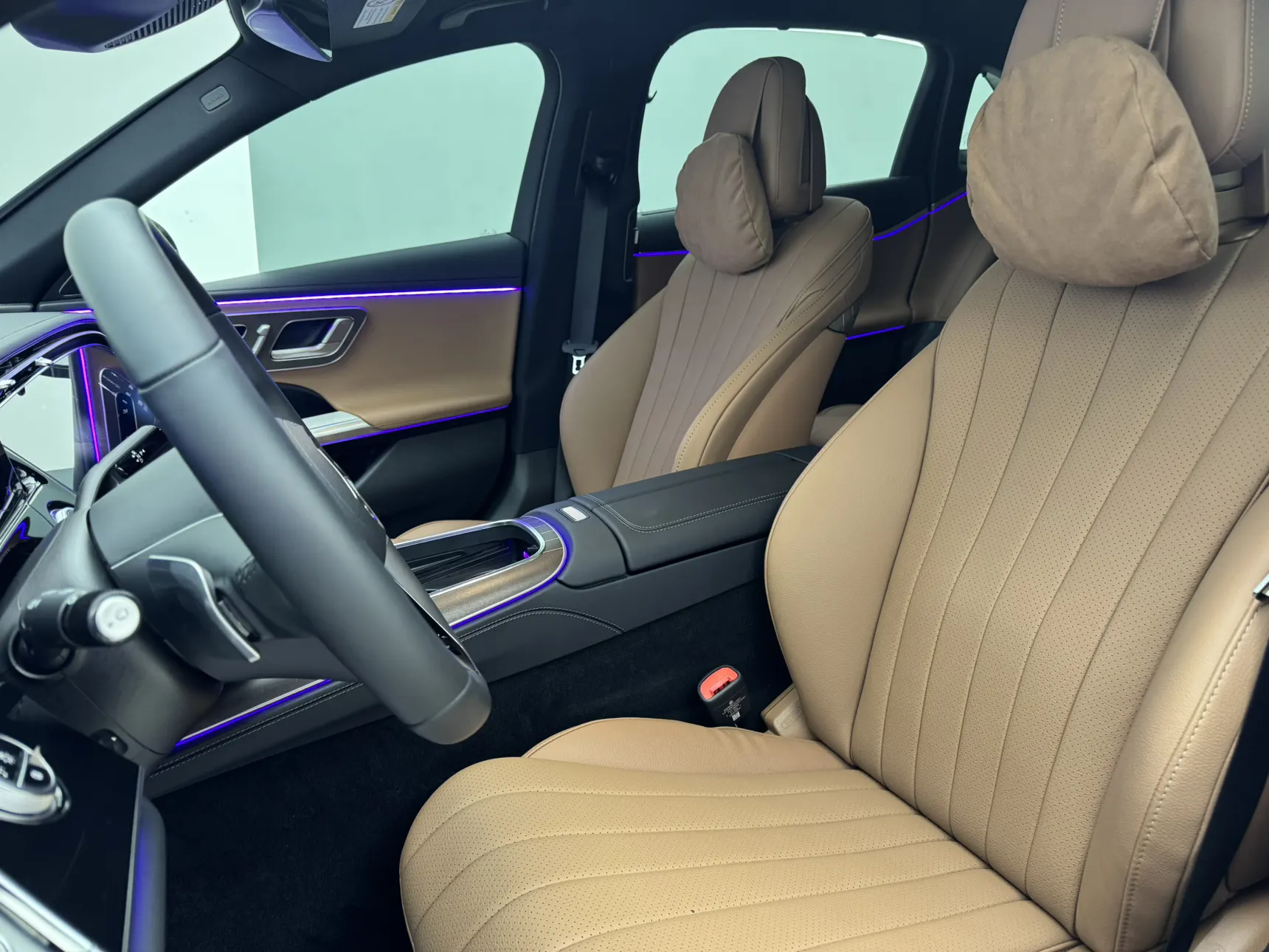 Mercedes-Benz E 300 L, 2025 16