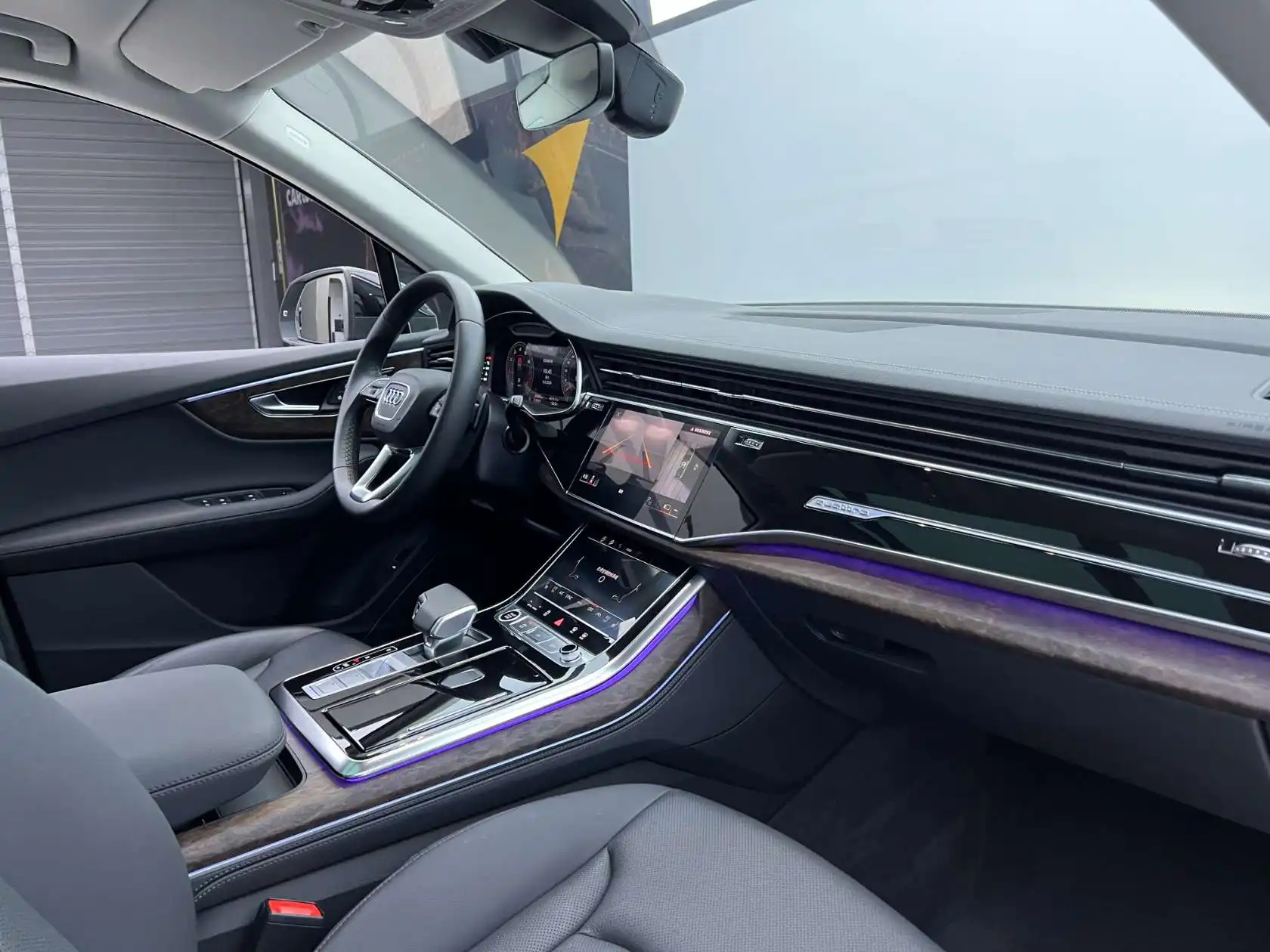 Audi Q7 45 TFSI, 2023 20