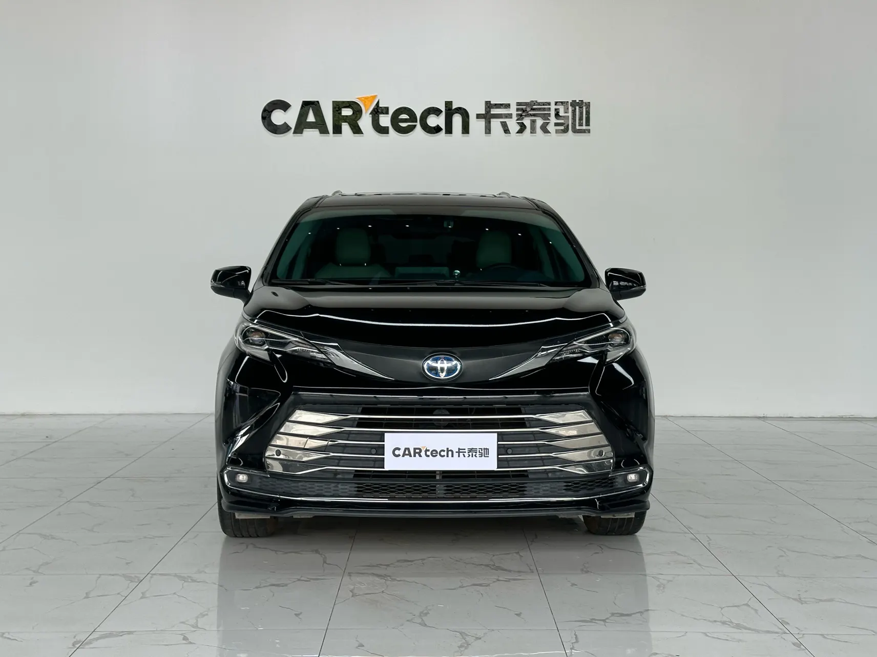 Toyota Sienna, 2022 3