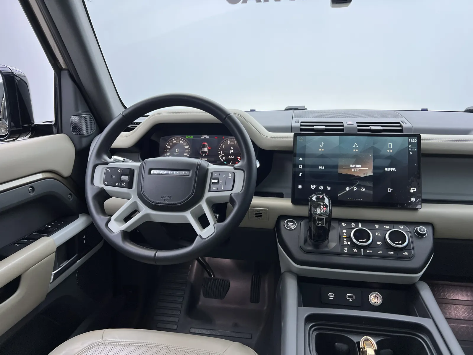 Land Rover Defender, 2020 24
