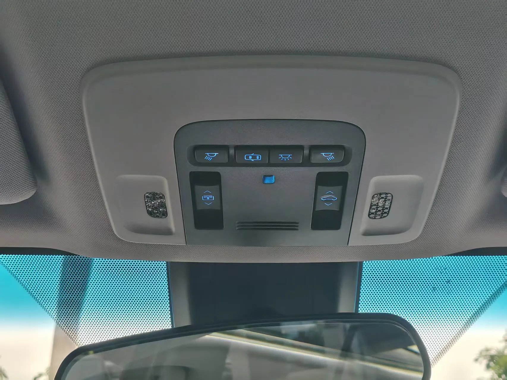 Toyota Camry, 2019 28