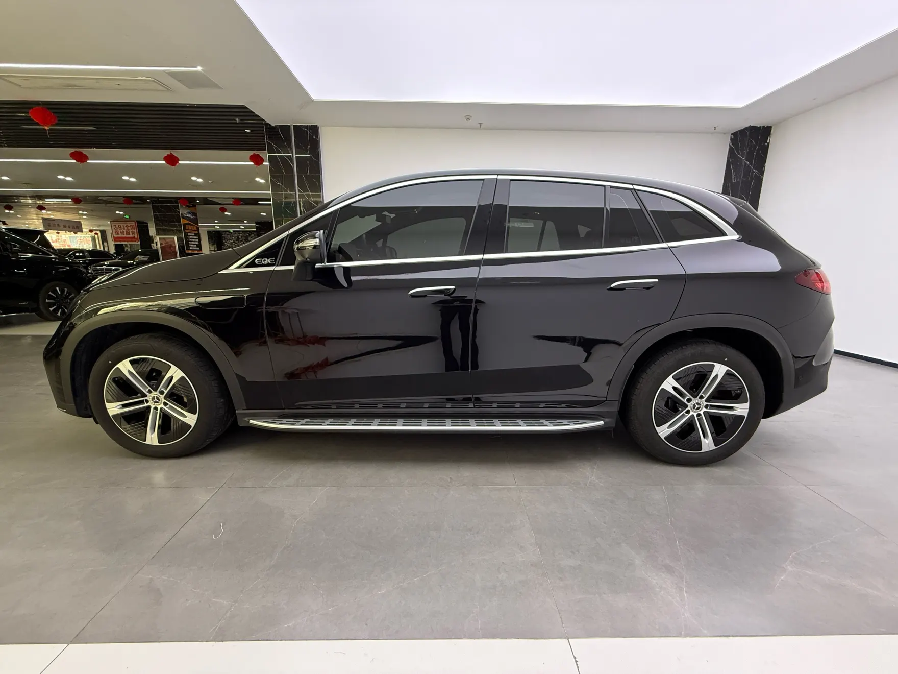 Mercedes-Benz EQE, 2025 8