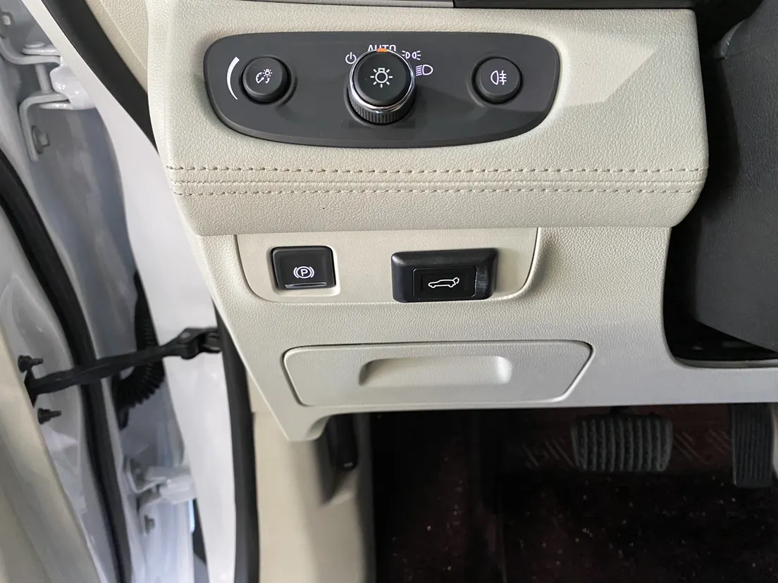 Buick GL8, 2023 23
