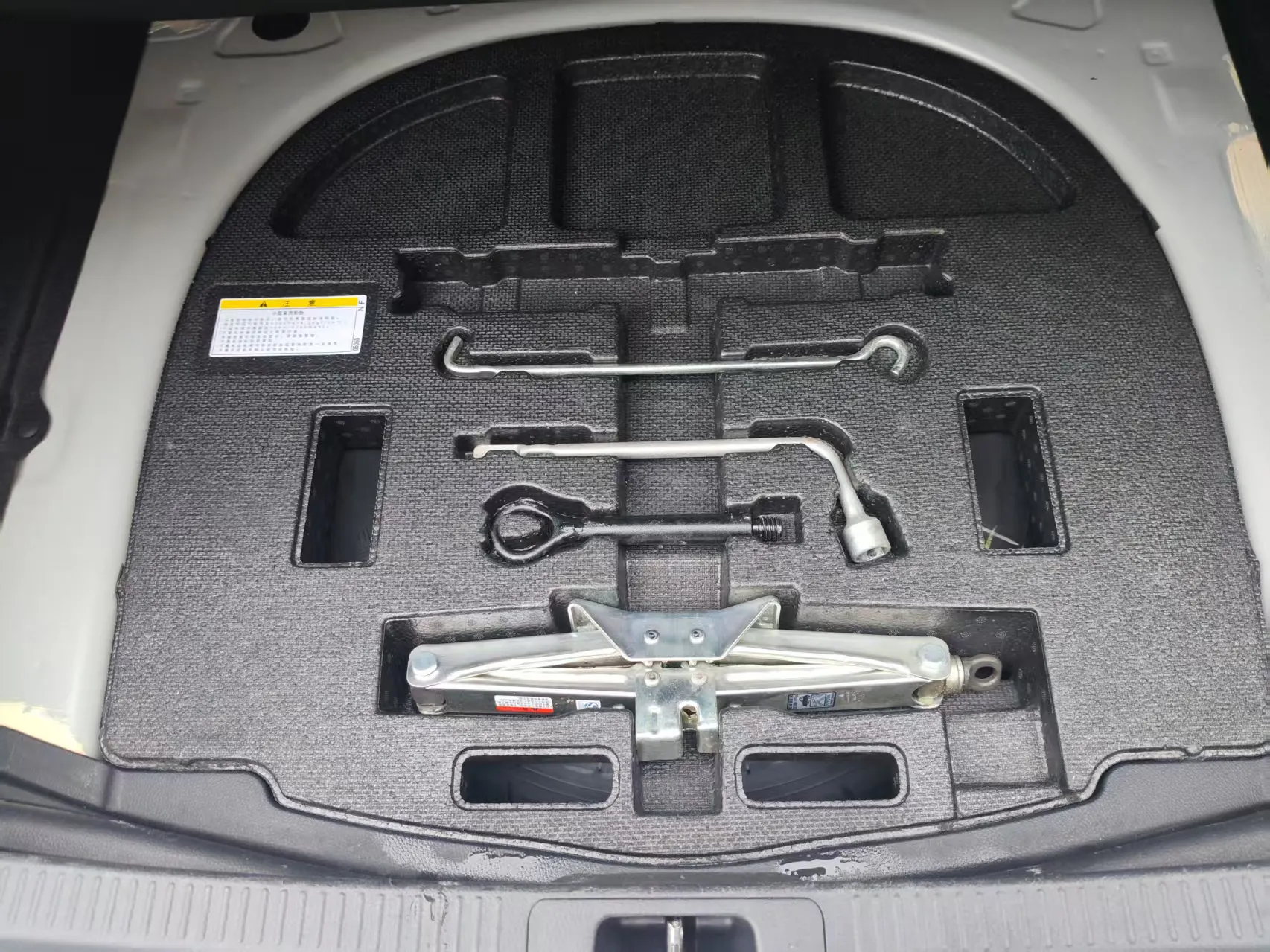 Toyota Camry, 2019 14