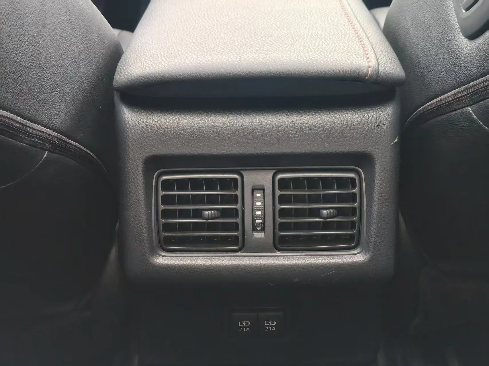 Toyota Camry, 2019 20