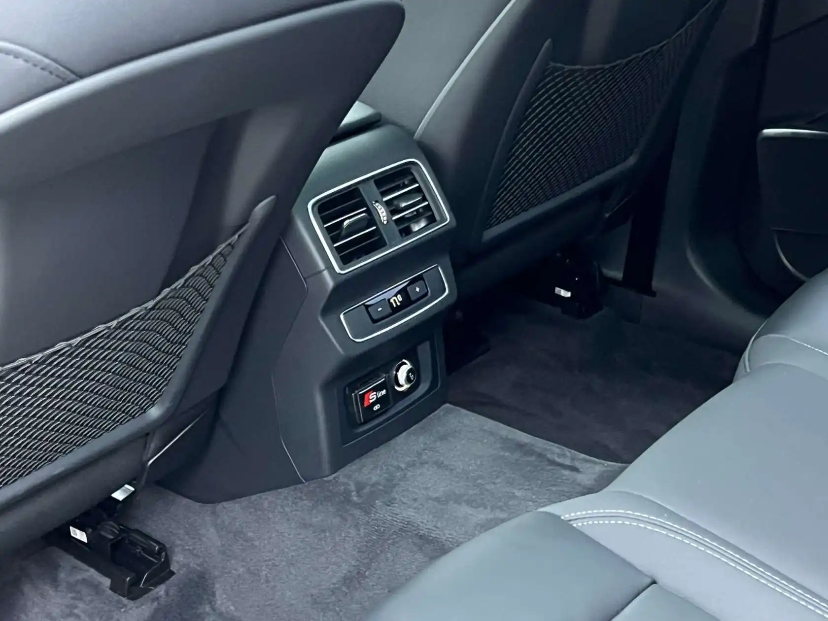 Audi Q5L 40, 2023 13
