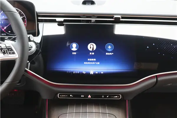 Mercedes-Benz E 300 L, 2026 19