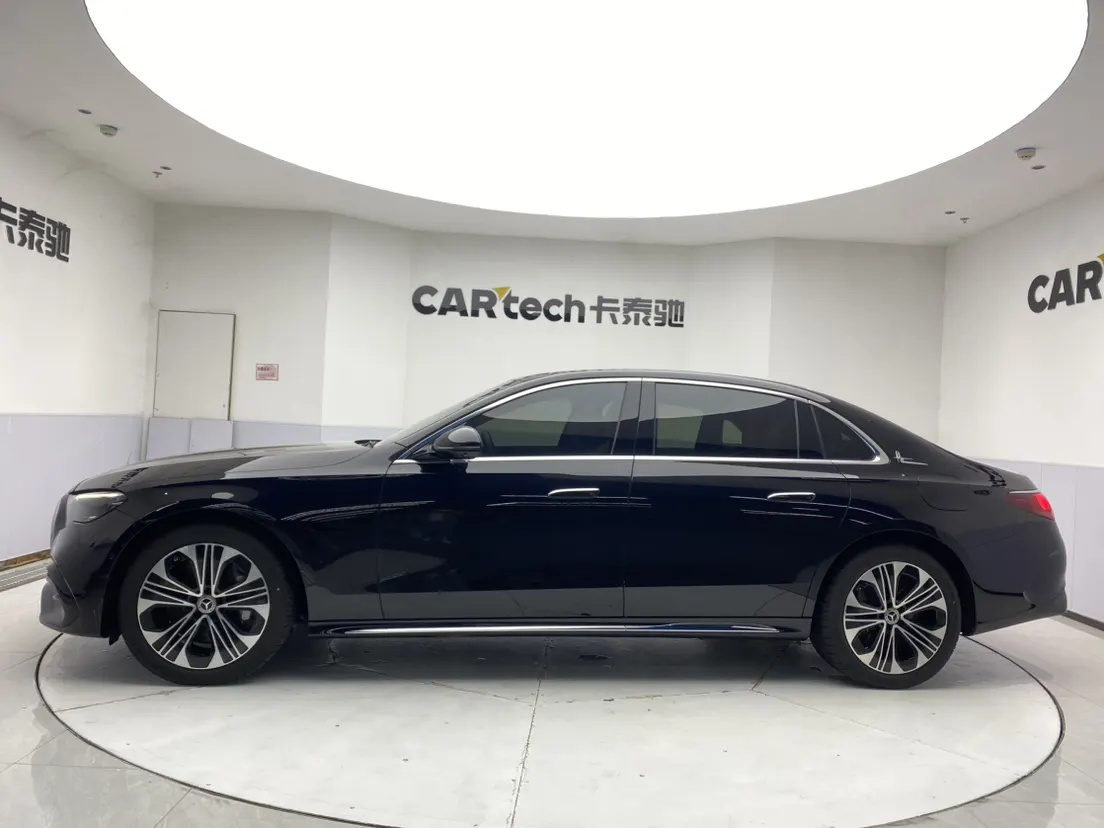 Mercedes-Benz E 350 e, 2025 8
