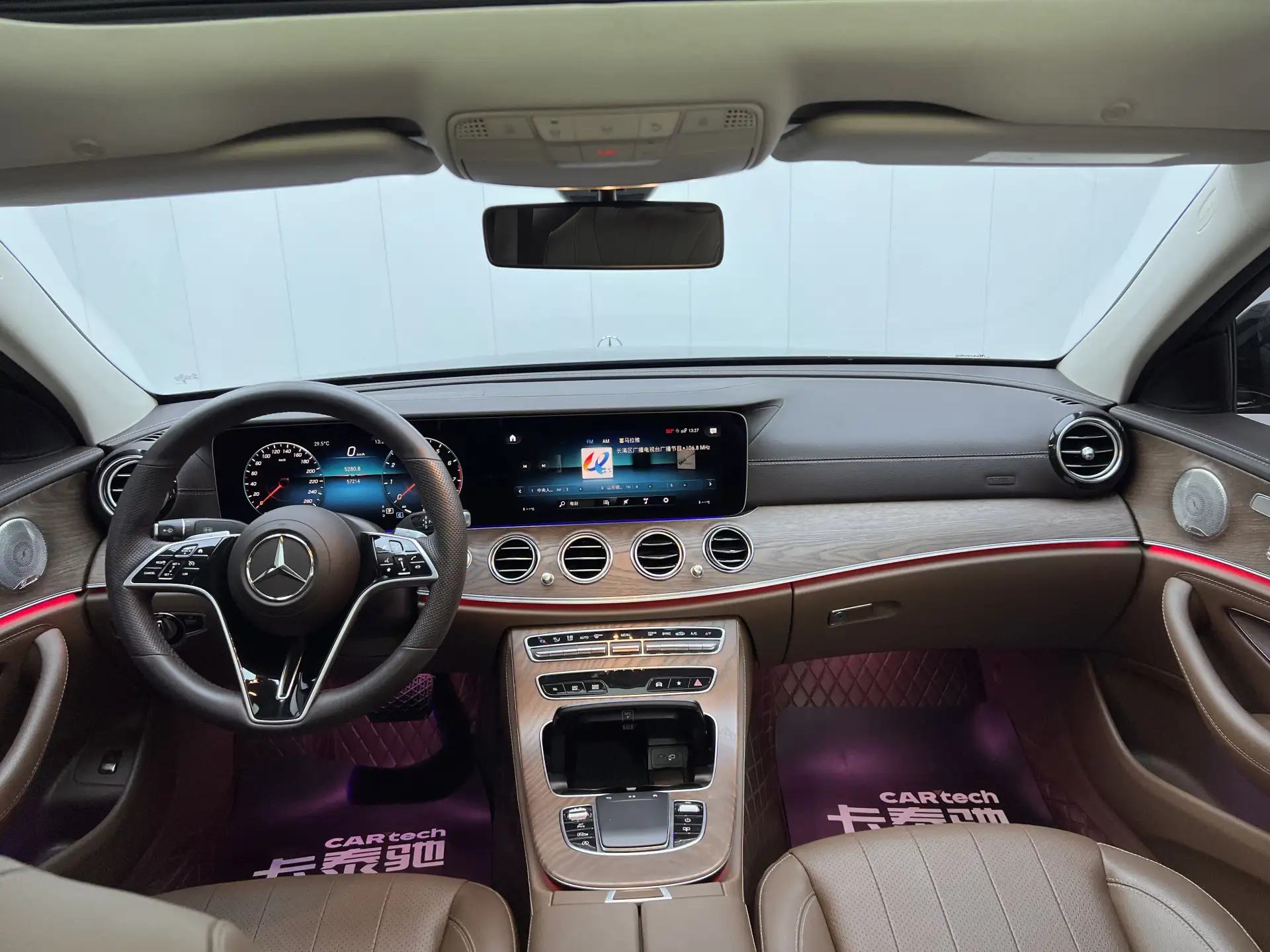 Mercedes-Benz E 300 L, 2023 14