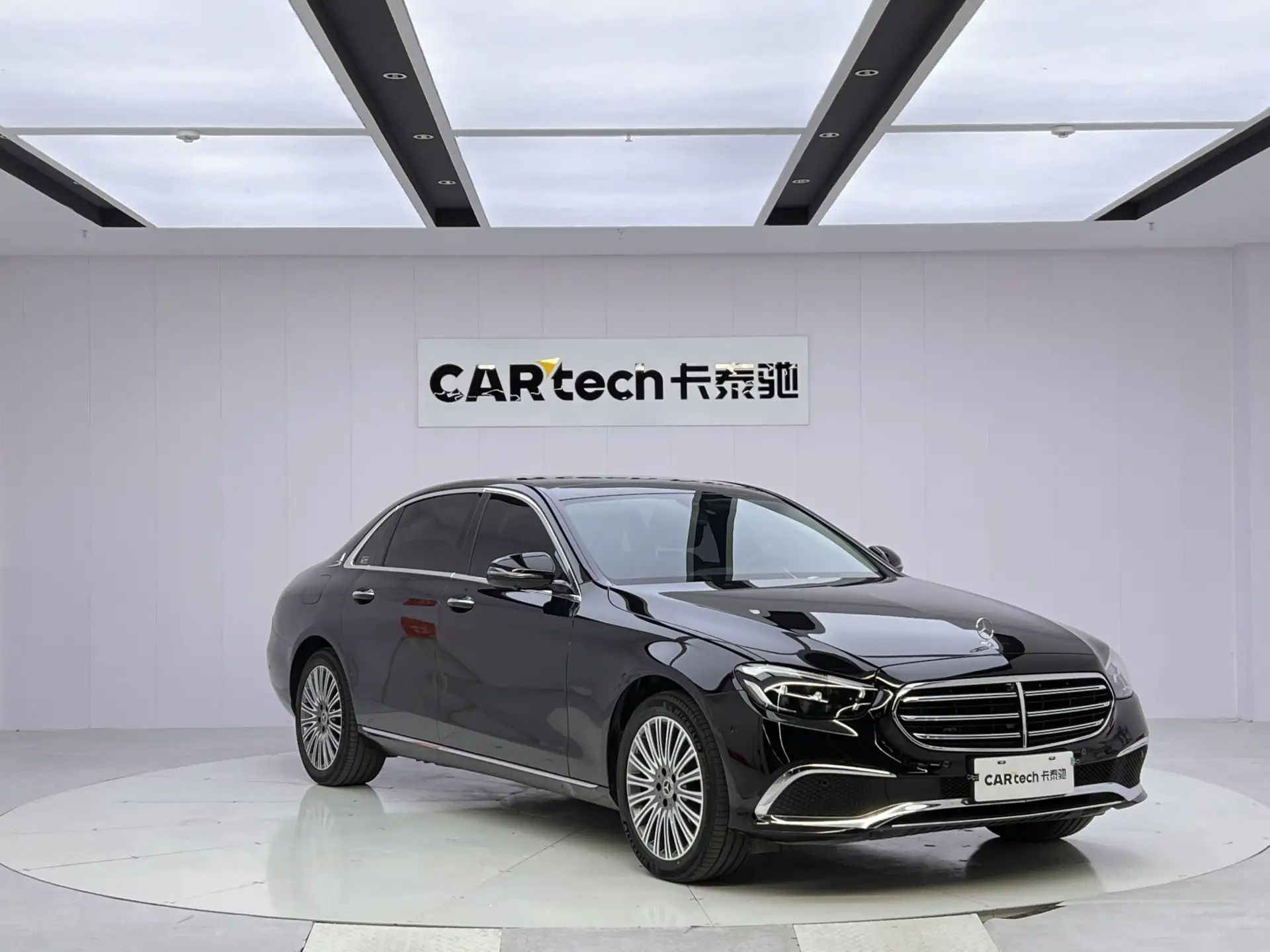 Mercedes-Benz E 300 L, 2023 2