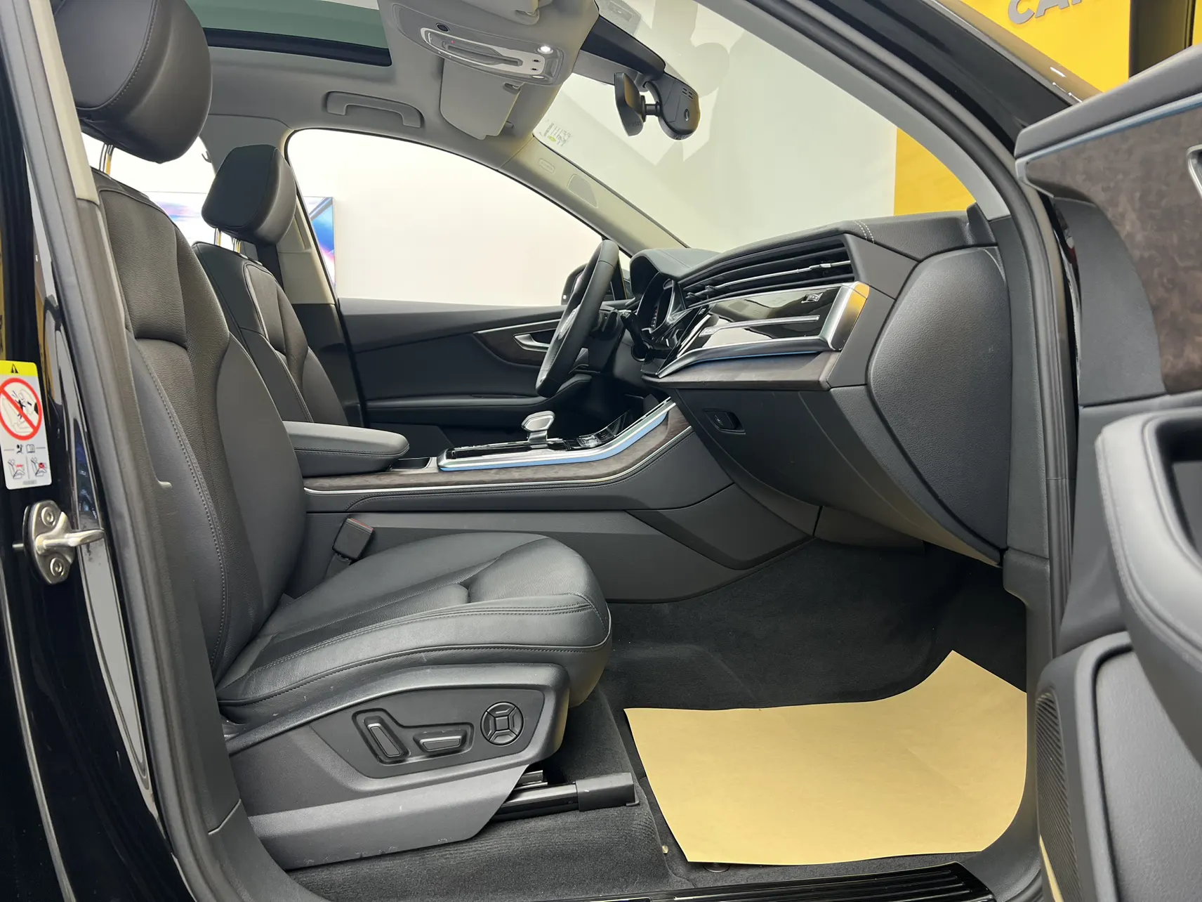 Audi Q7 55 TFSI, 2023 21