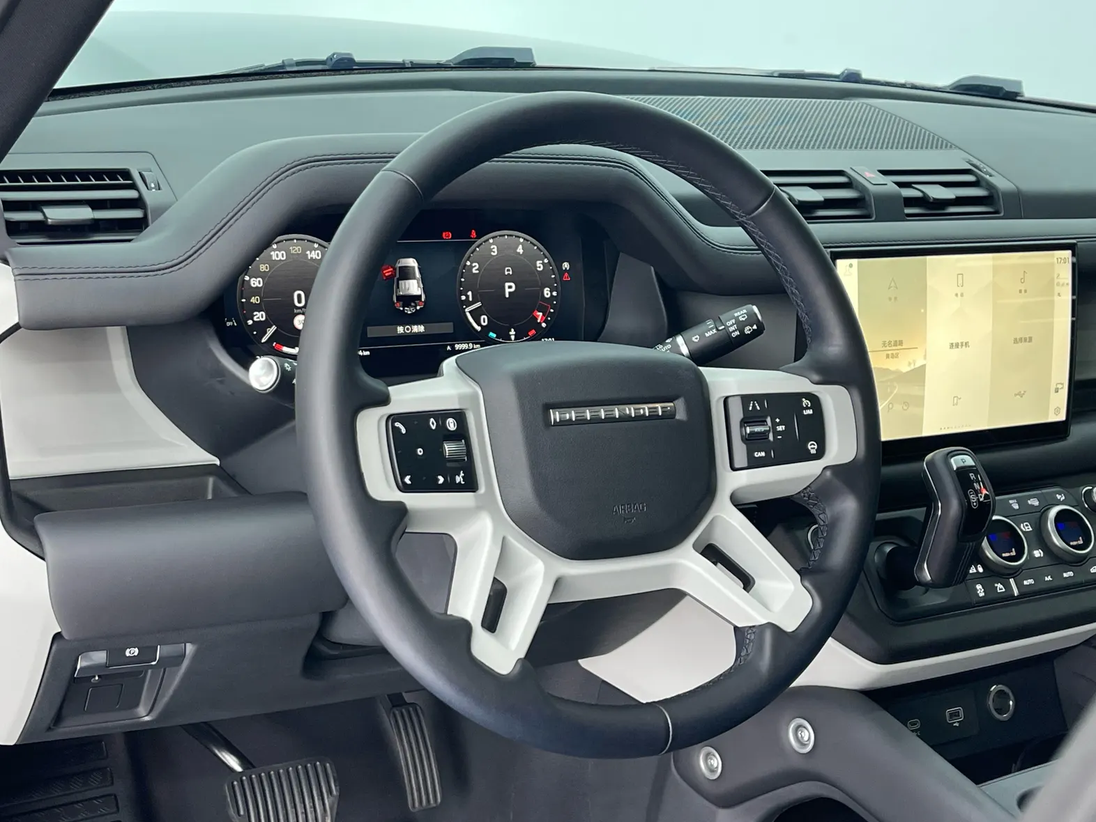 Land Rover Defender, 2024 18