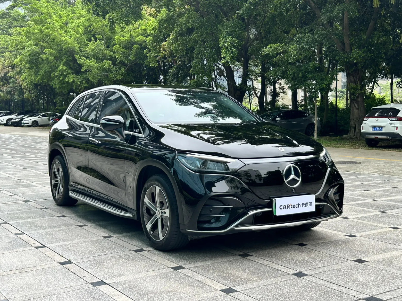 Mercedes-Benz EQE, 2023 2