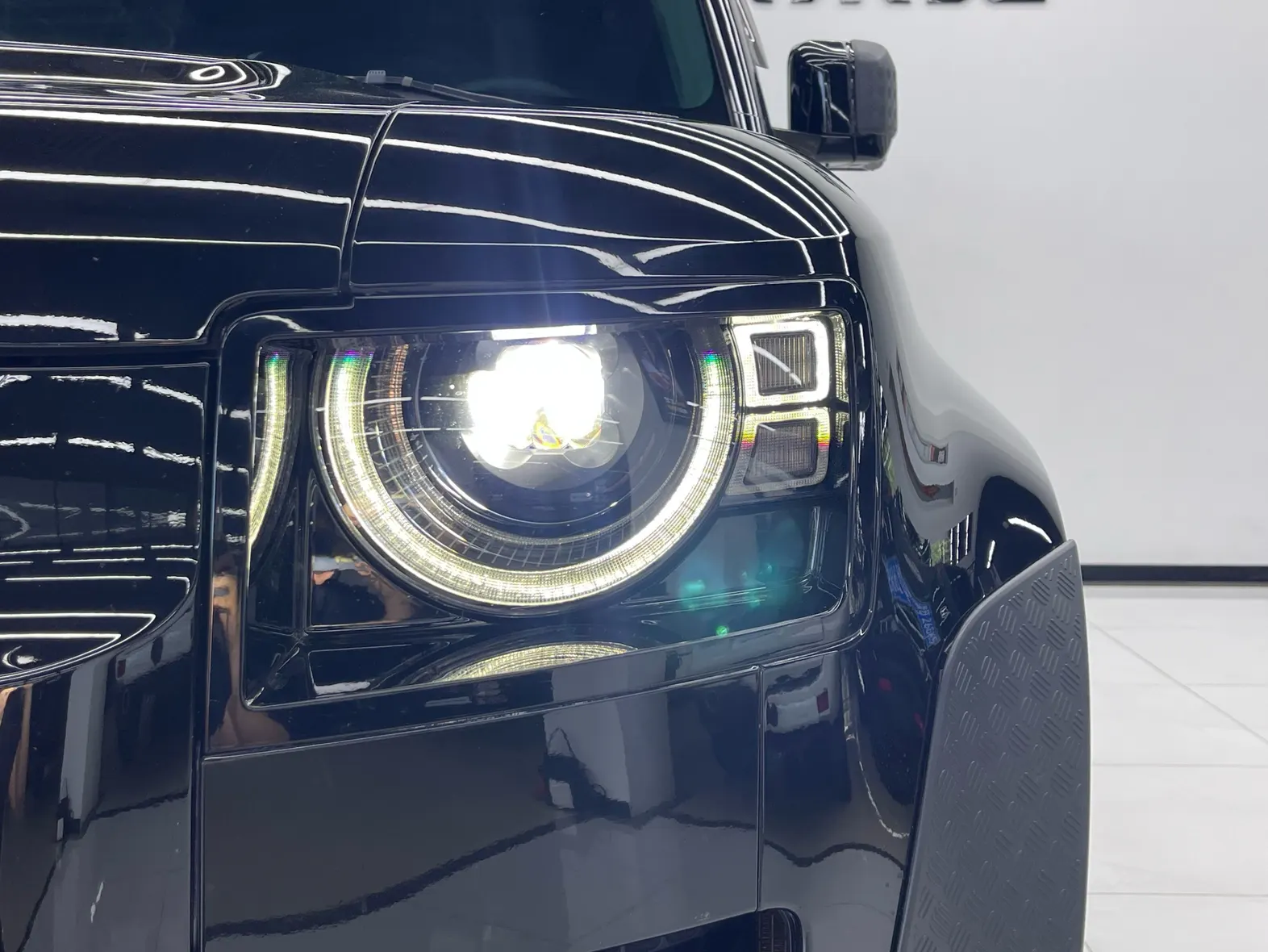 Land Rover Defender, 2022 9