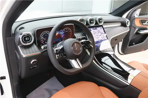 Mercedes-Benz GLC 300 L, 2024 13