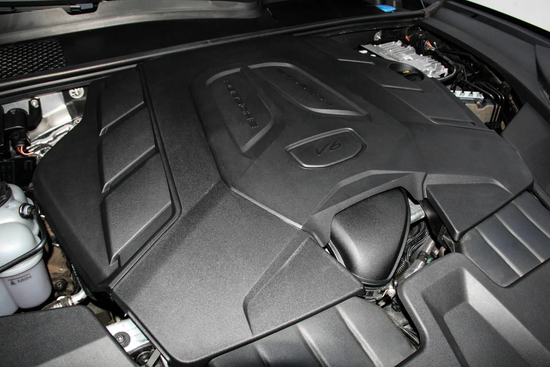Porsche Cayenne, 2023 12