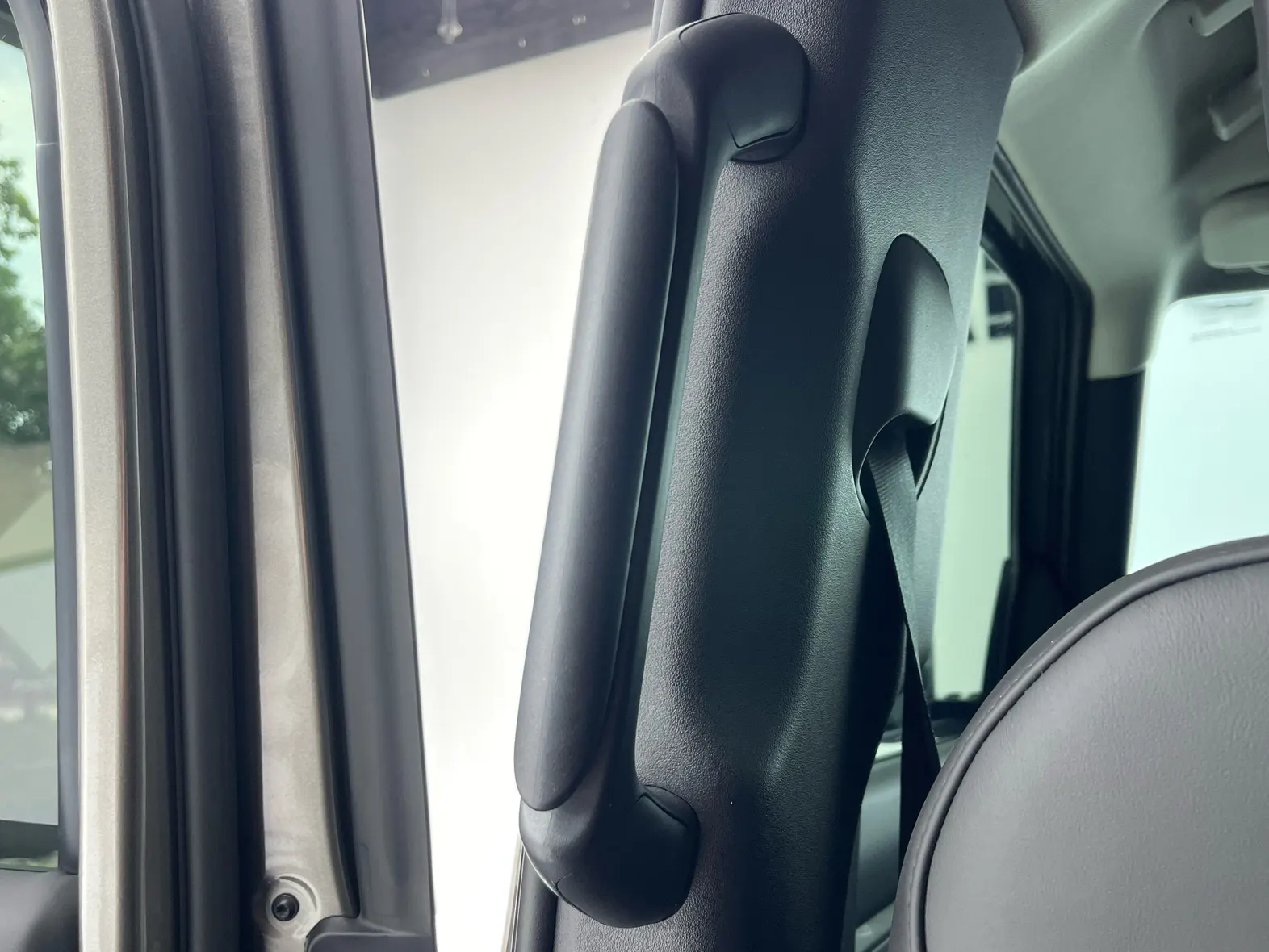 Land Rover Defender, 2024 19